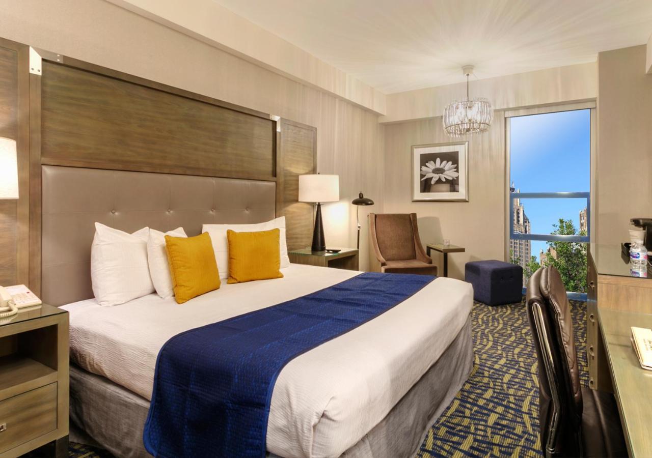 Standard King Room