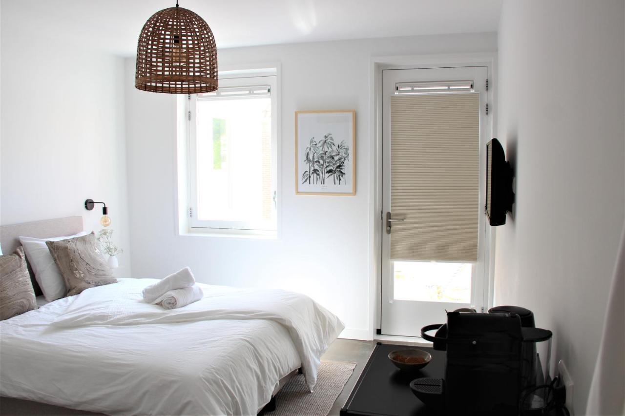Standaard Tweepersoonskamer met 1 of 2 Bedden en Balkon
