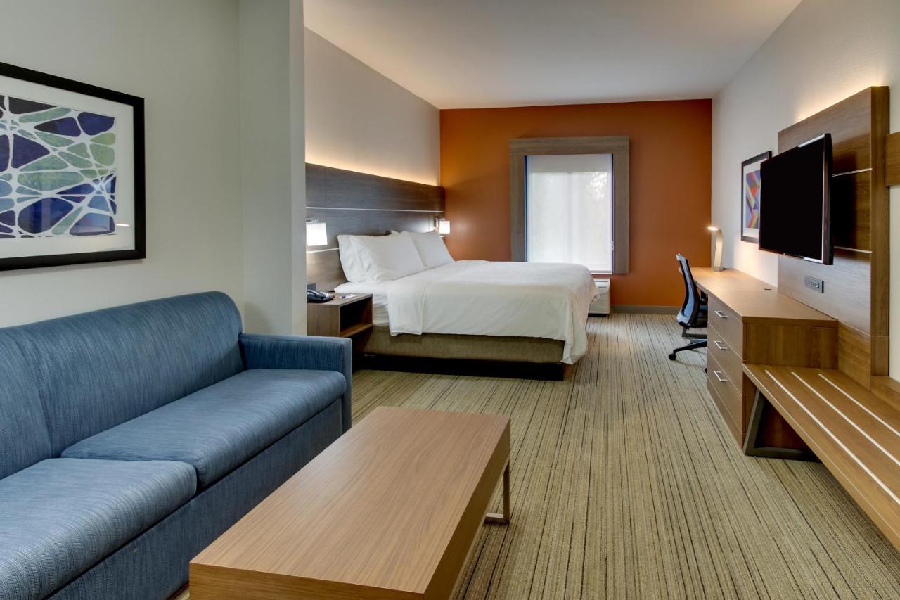 King suite with Bath Tub - hearing Accessible/Non-Smoking,982218733:JPEG