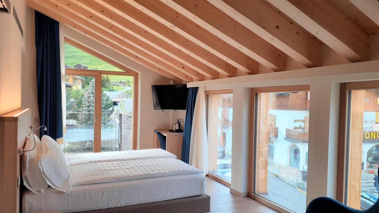 Camera Familiare con Balcone