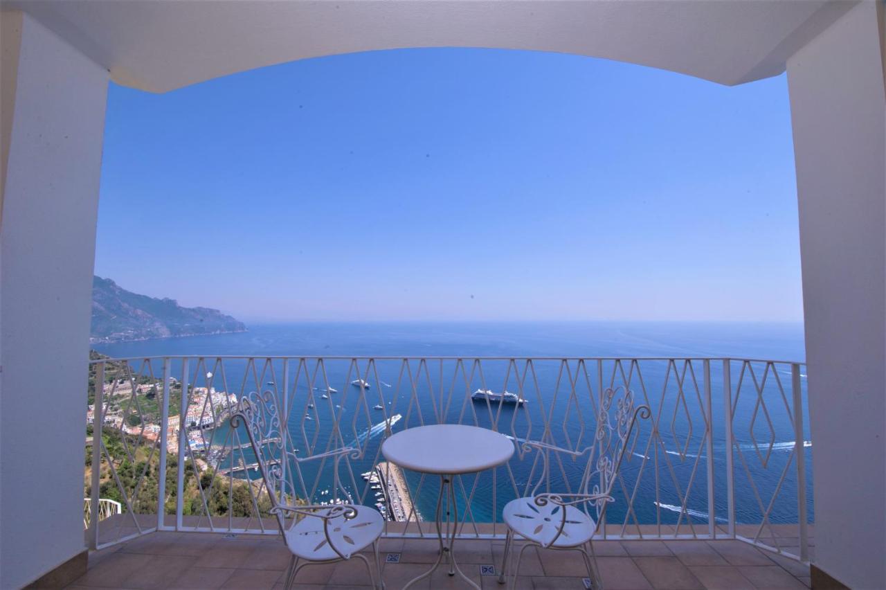 Superior Doppelzimmer mit Balkon und Meerblick