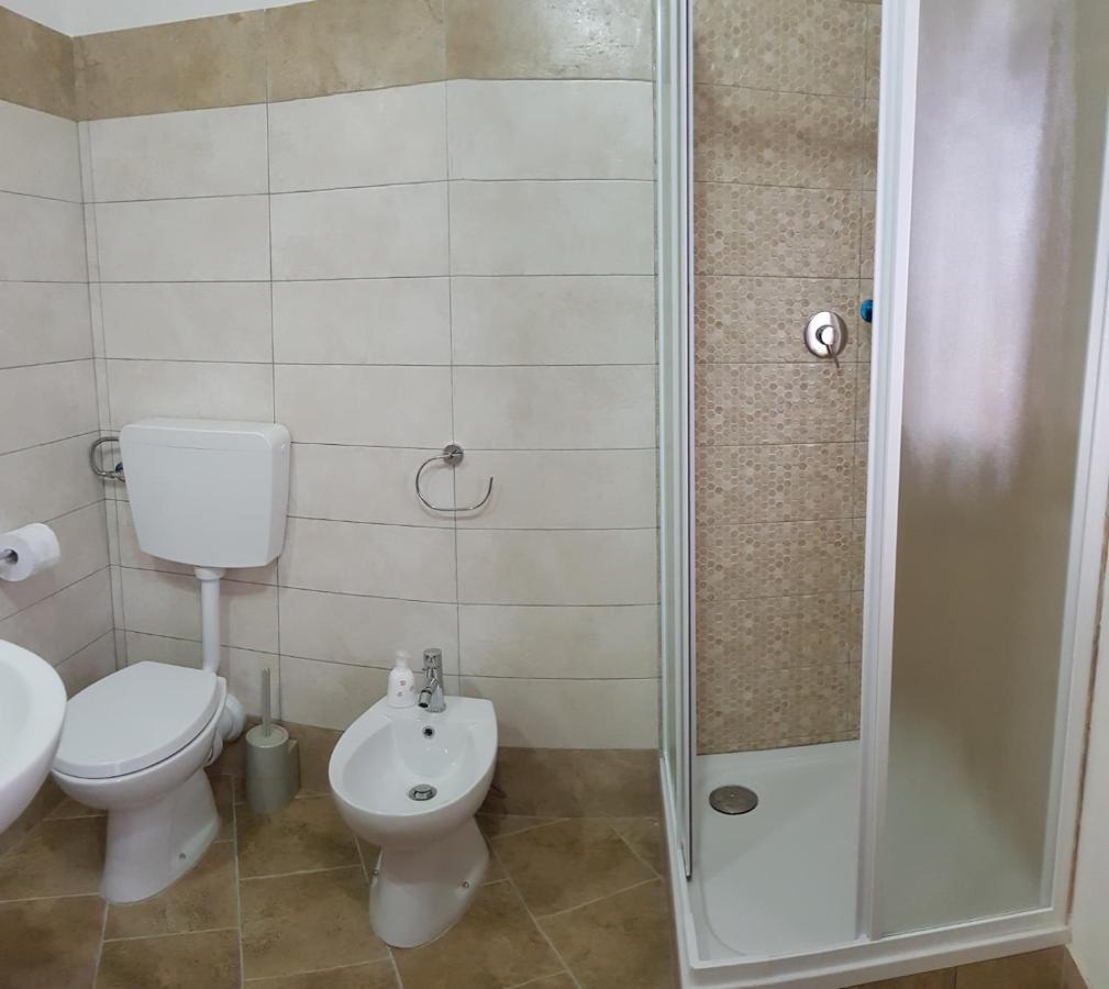 Habitación Individual con baño privado
