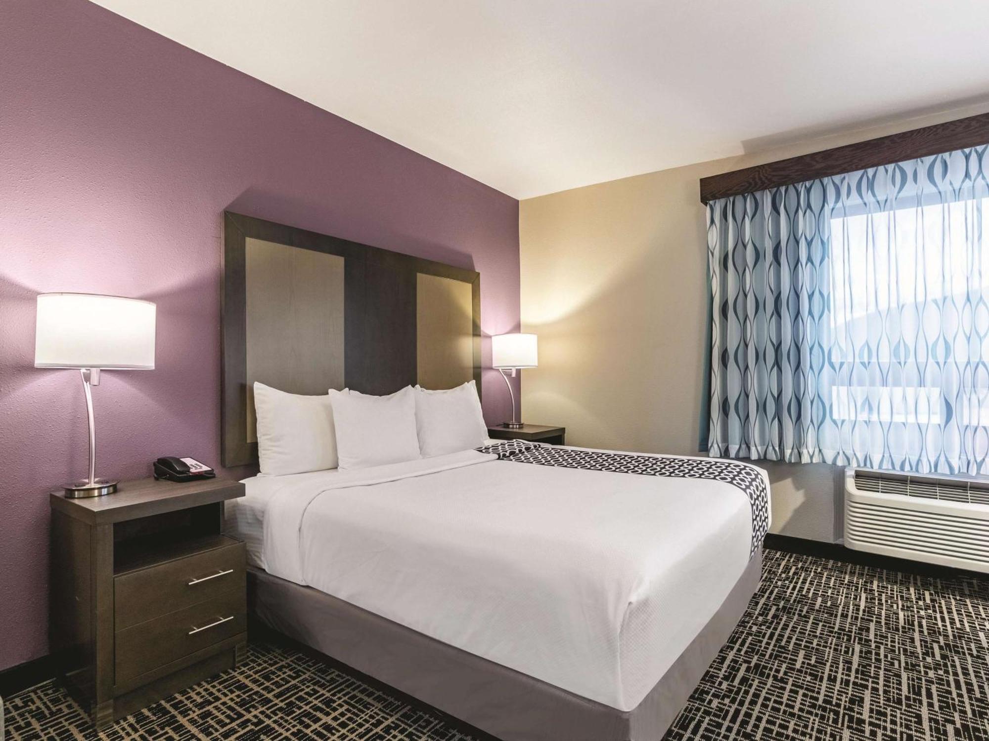 King Room - Disability Access,1285159444:JPEG