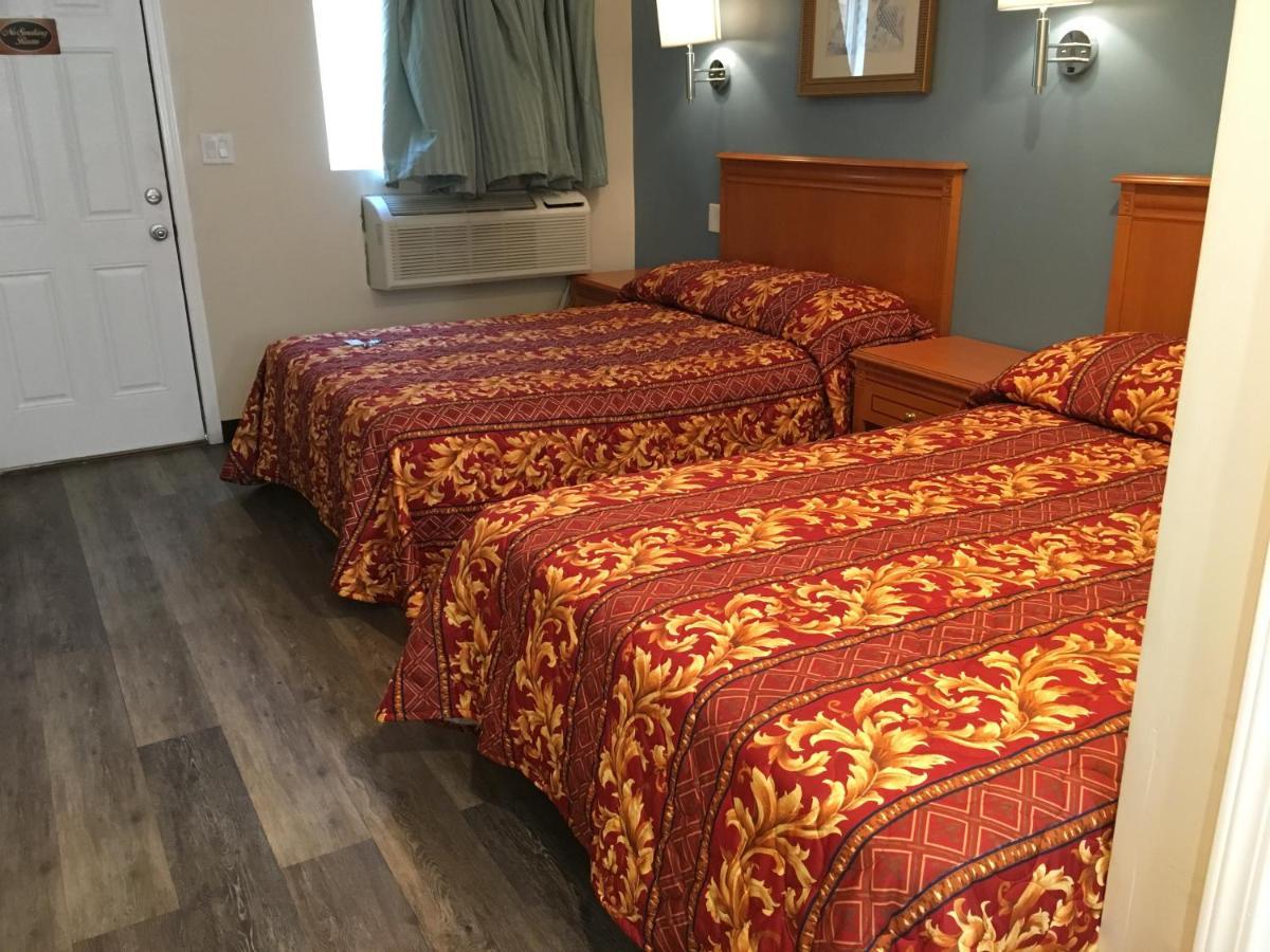 Deluxe Double Room with Bath,982469755:JPEG