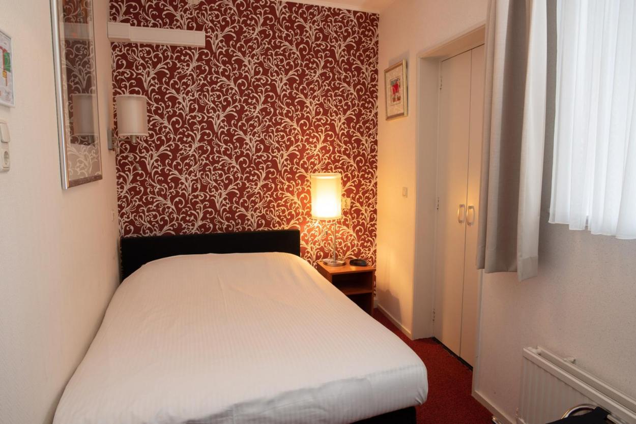 Single Room,1088815465:JPEG