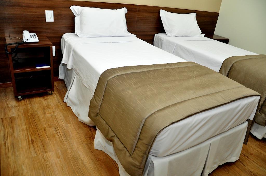 Quarto Standard com 2 Camas de Solteiro