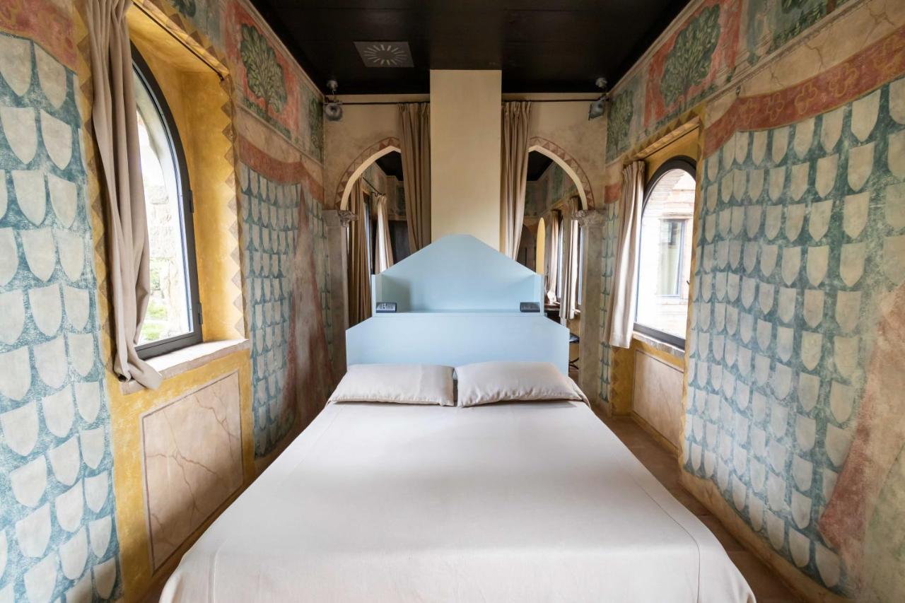 Exclusive Double Room- CAMERA ROMANTIC,1076761312:JPEG