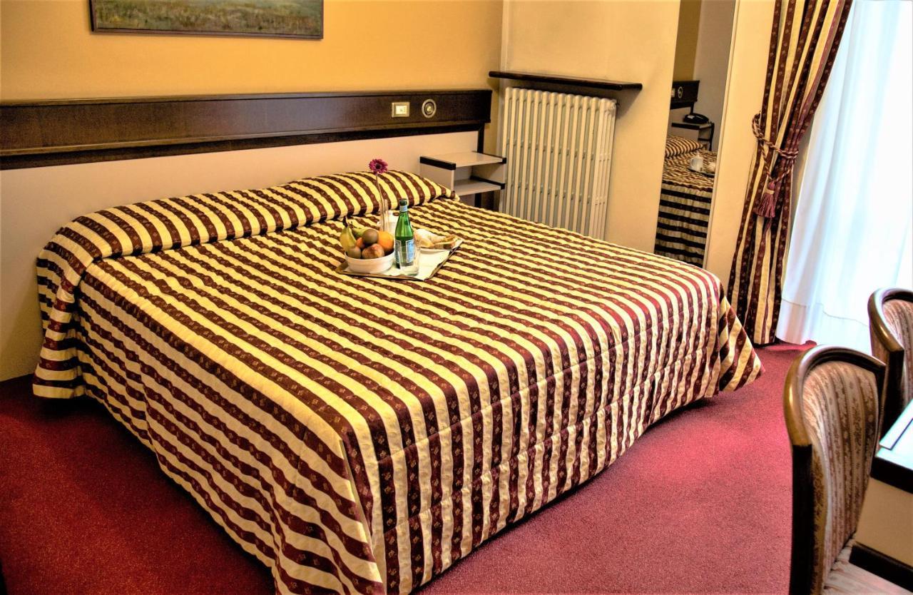 Double Room,1084723822:JPEG