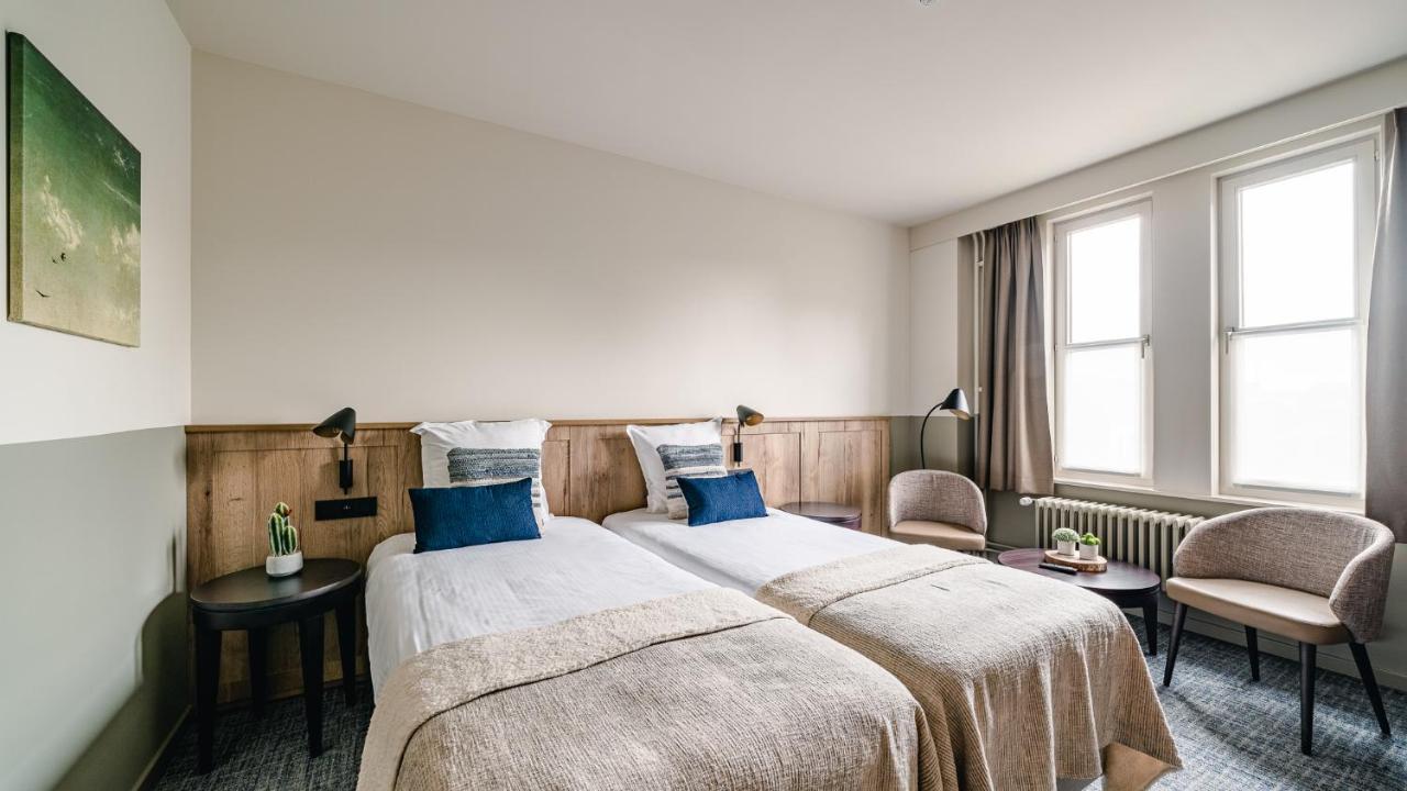 Chambre Double ou Lits Jumeaux Deluxe – Vue sur Jardin