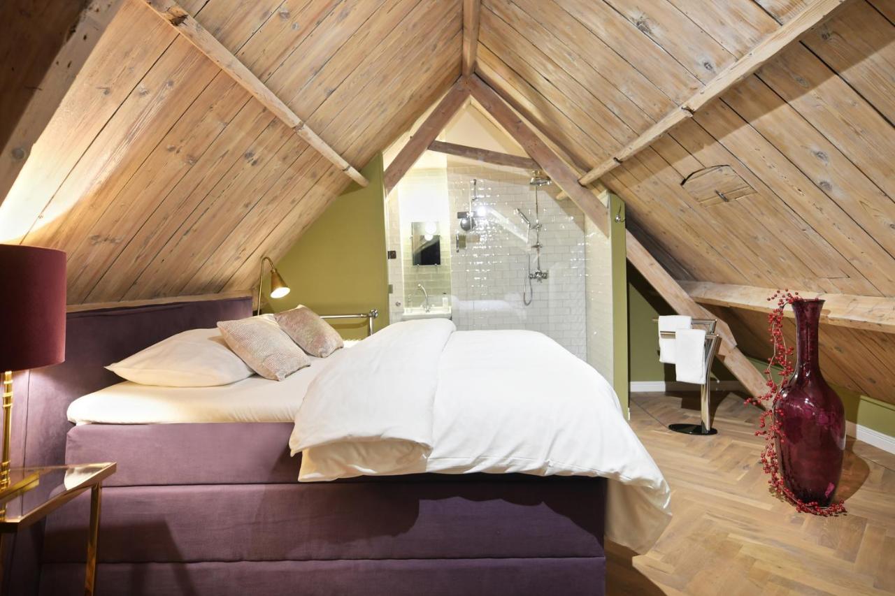 Kamer met Kingsize Bed