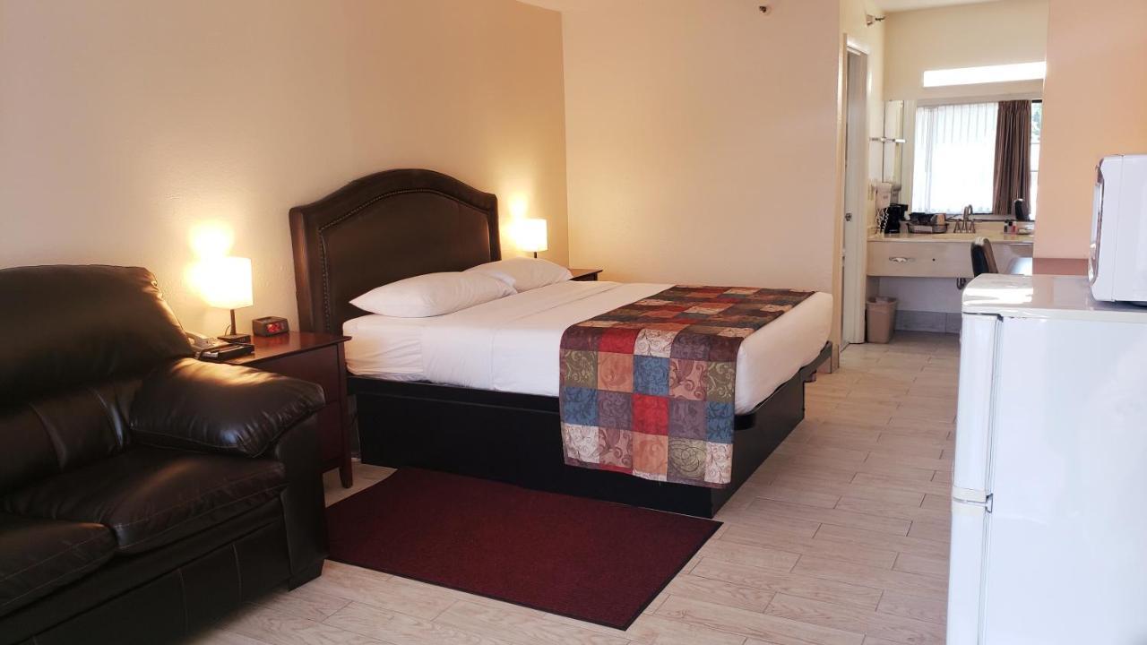 Queen Room,1080164668:JPEG