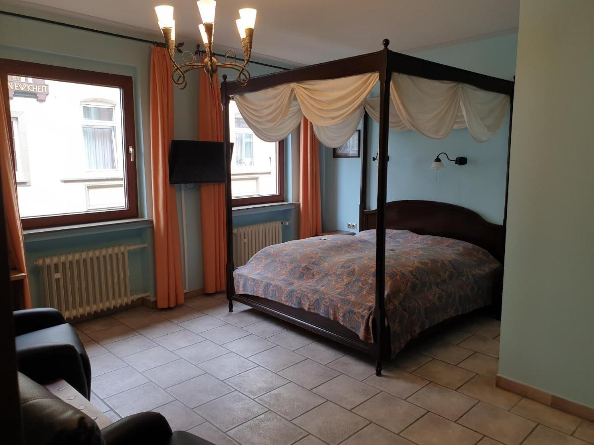 Großes Doppelzimmer