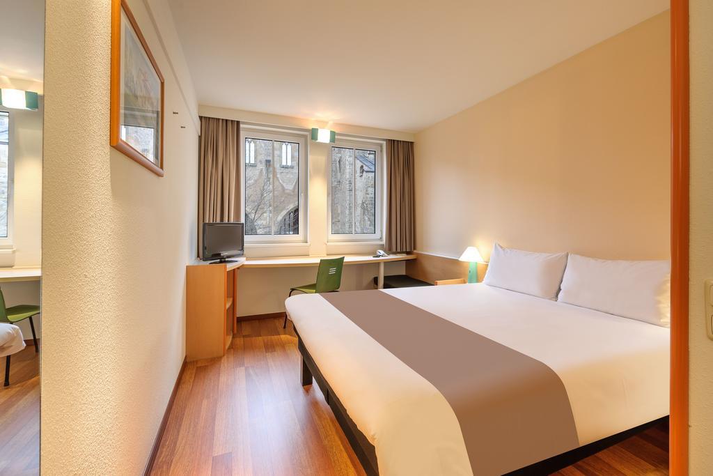 Zweibettzimmer
