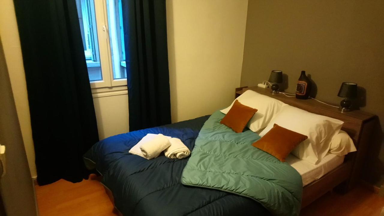 Chambre Double avec Toilettes Communes