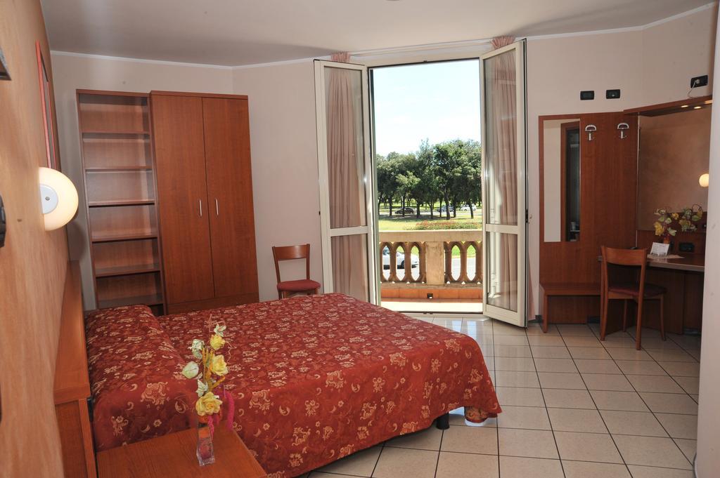 Double Room,110608926:JPEG