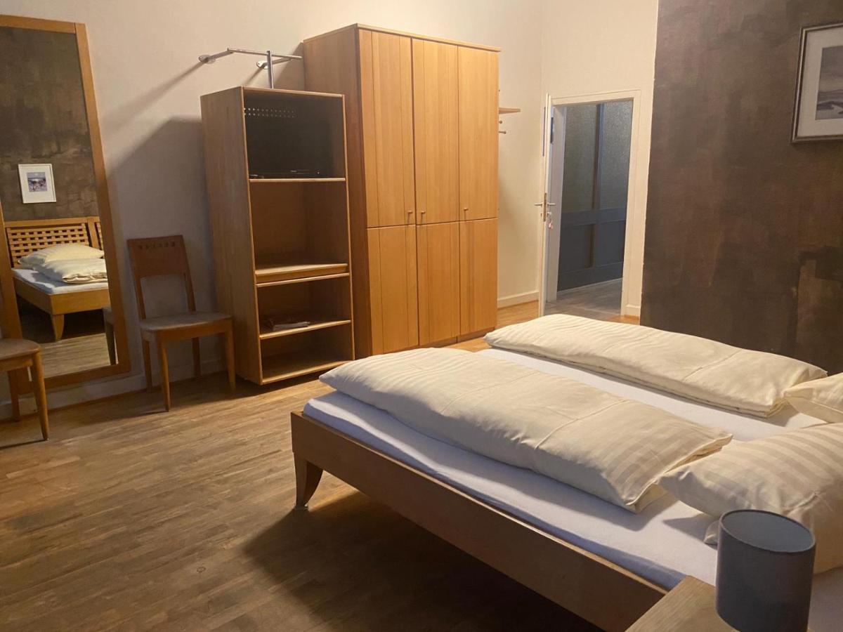 Double Room,1108081521:JPEG