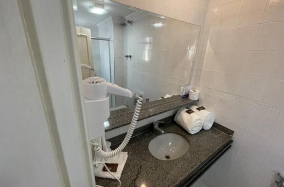 Suite,1112967375:JPEG