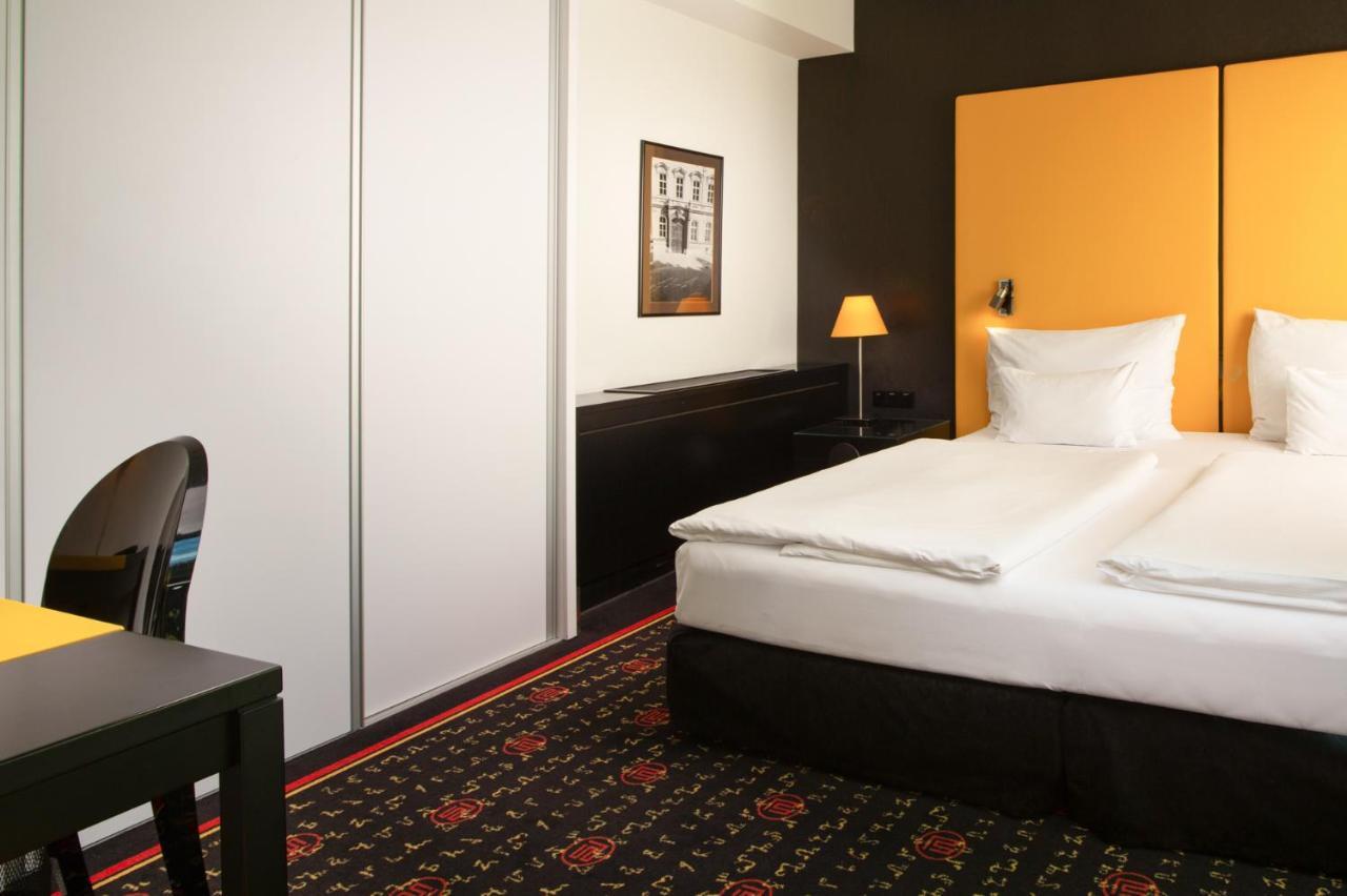 Junior Suite and Free Access to Executive Lounge,1672563036:JPEG