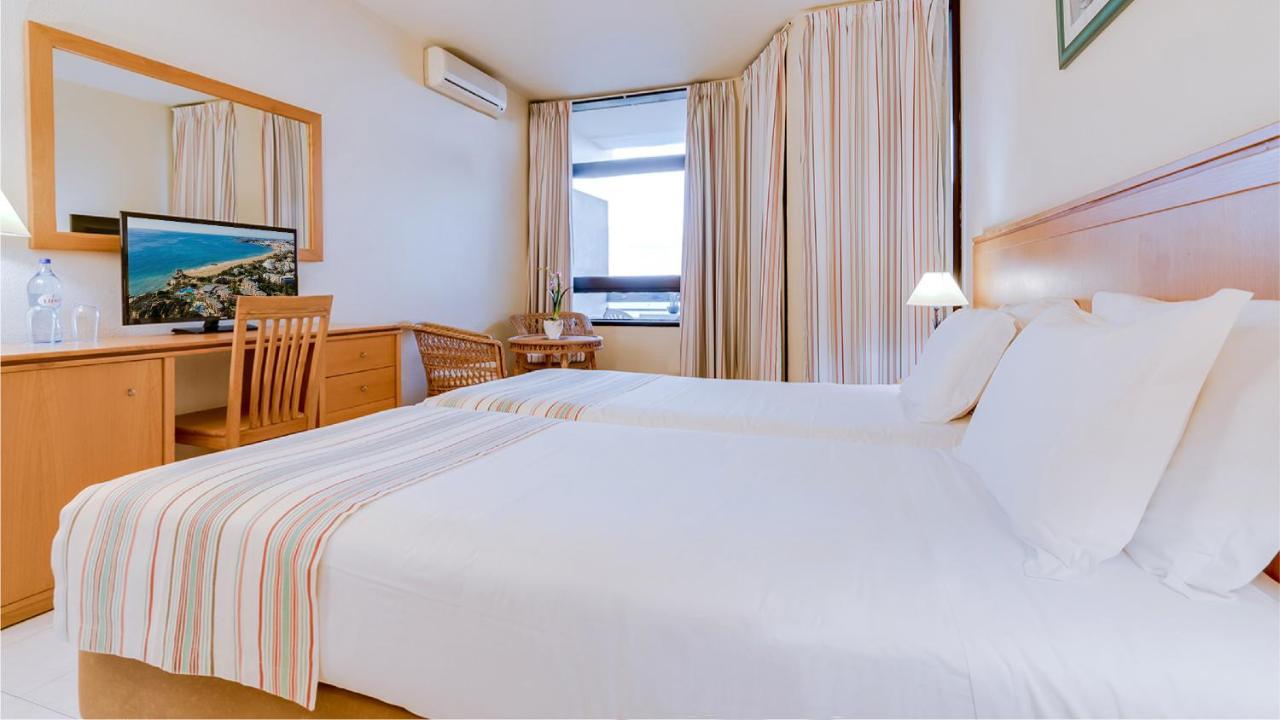 Twin Room (2 Adults + 1 Child),1589298404:JPEG