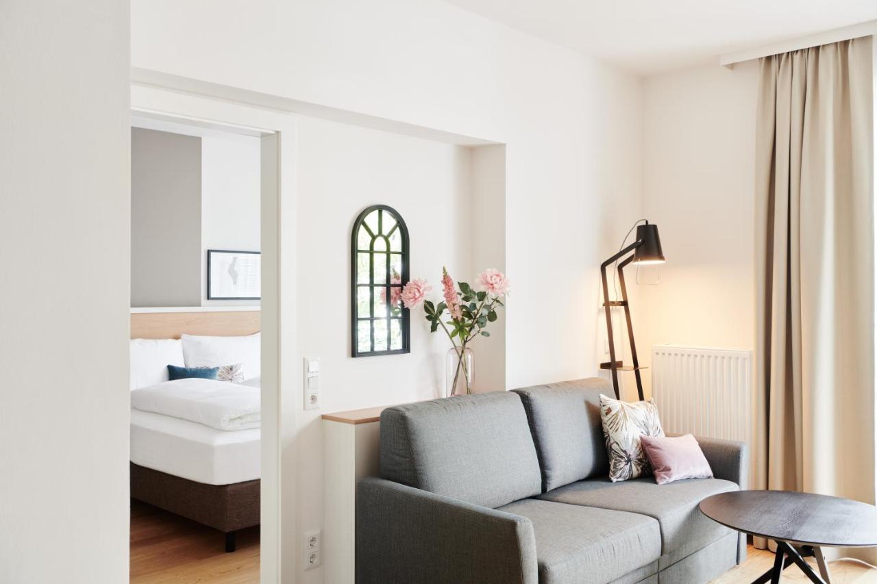 One-Bedroom Apartment,1139220346:JPEG