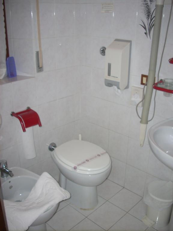 Single Room with Balcony,263572773:JPEG