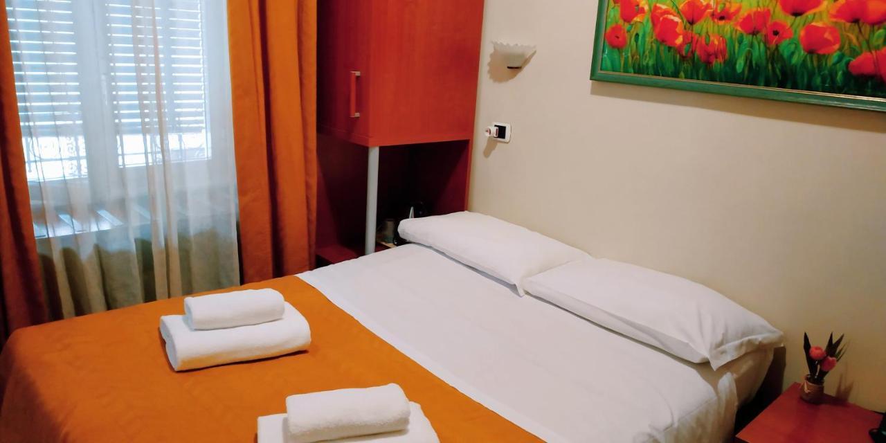 Habitación Doble Pequeña