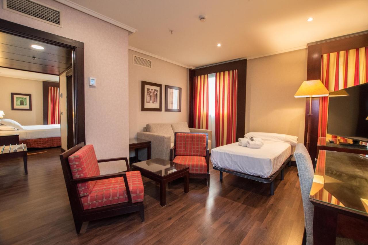 Suite Junior con cama supletoria