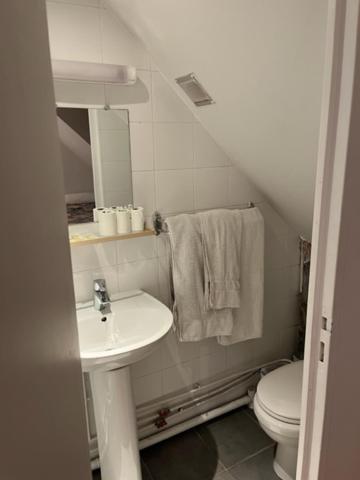 Habitación Cuádruple con baño