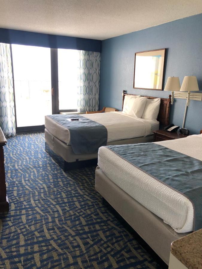 Standard Room with Two Double Beds - Shared Deck - Oceanfront,1169290402:JPEG