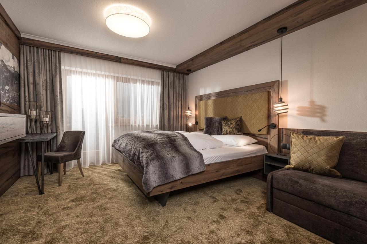Standard Doppelzimmer mit Balkon