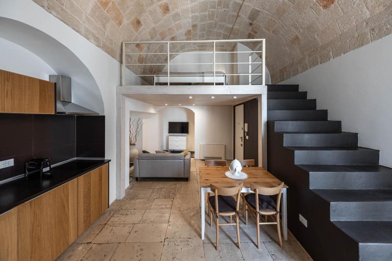 Appartamento con 2 Camere da Letto e Balcone