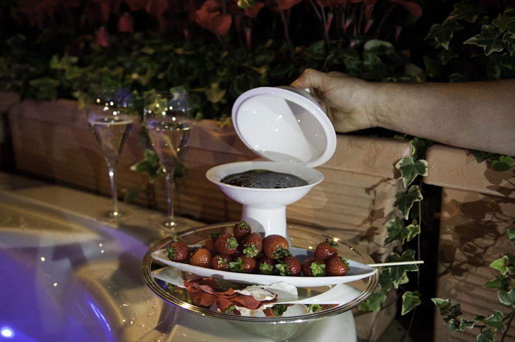 Suite con Terrazza e Vasca Idromassaggio