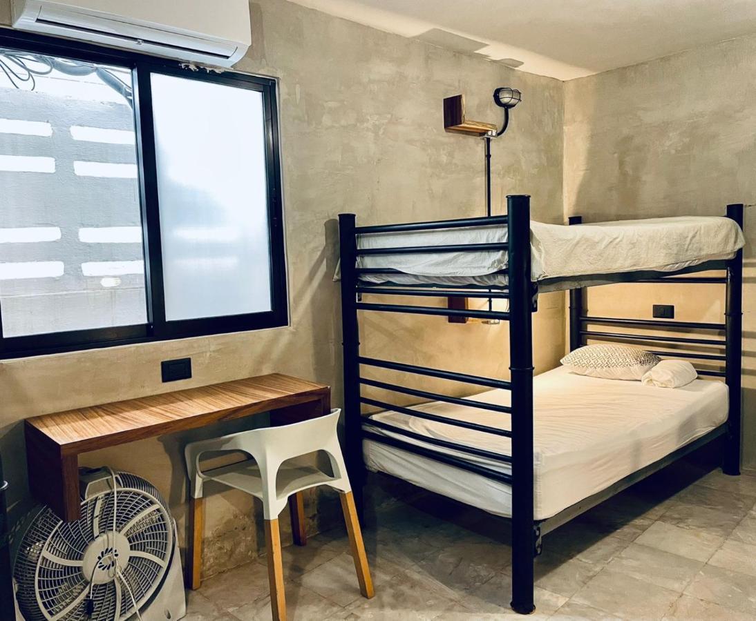 8-Bed Mixed Dormitory Room,1194379693:JPEG