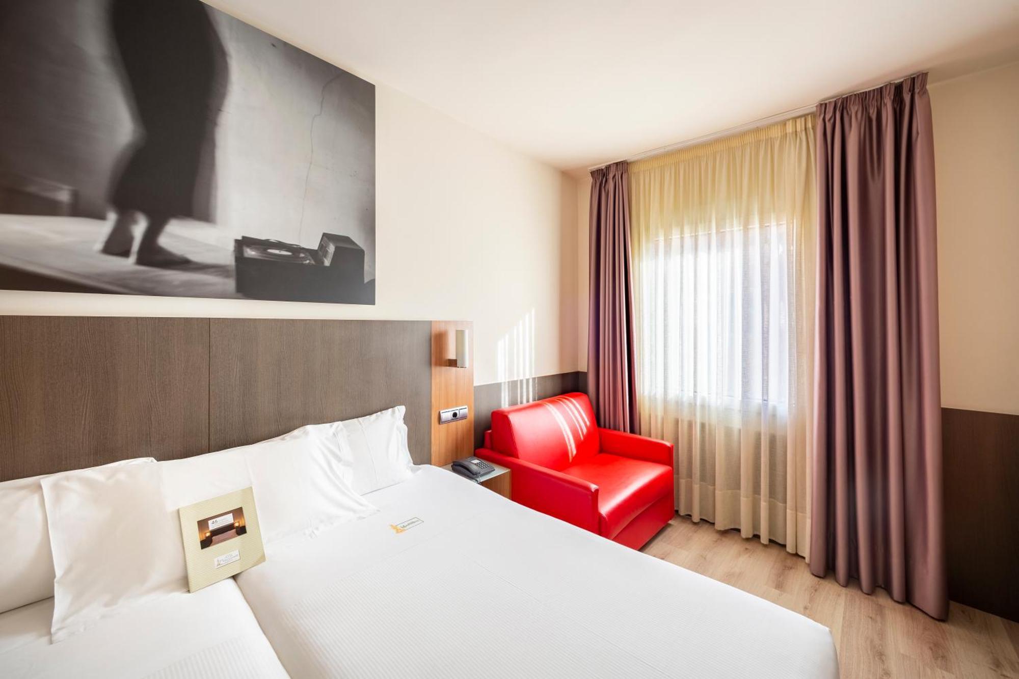 Double Room Extra Bed,750068723:JPEG