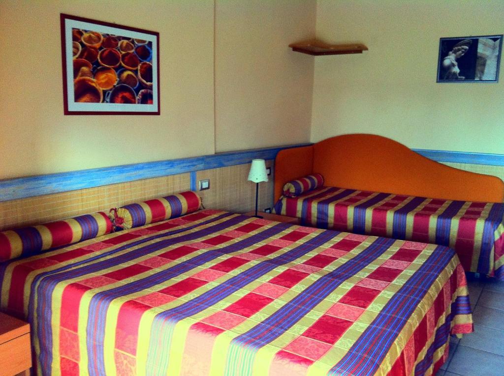 Triple Room,1599654526:JPEG