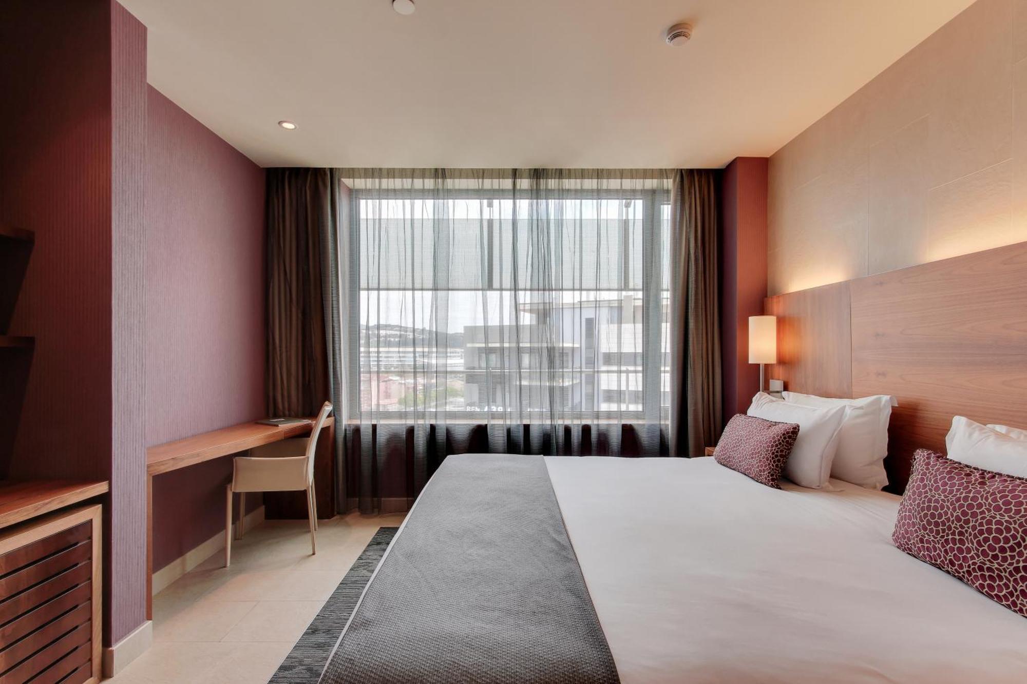 Double or Twin Room (1-2 Adults),1606548879:JPEG