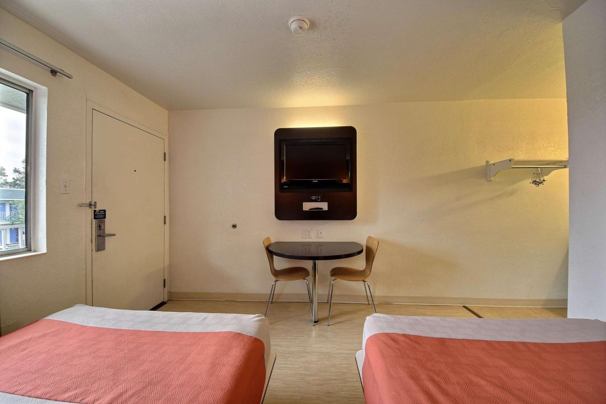 Double Room - Disability Access,1210851511:JPEG