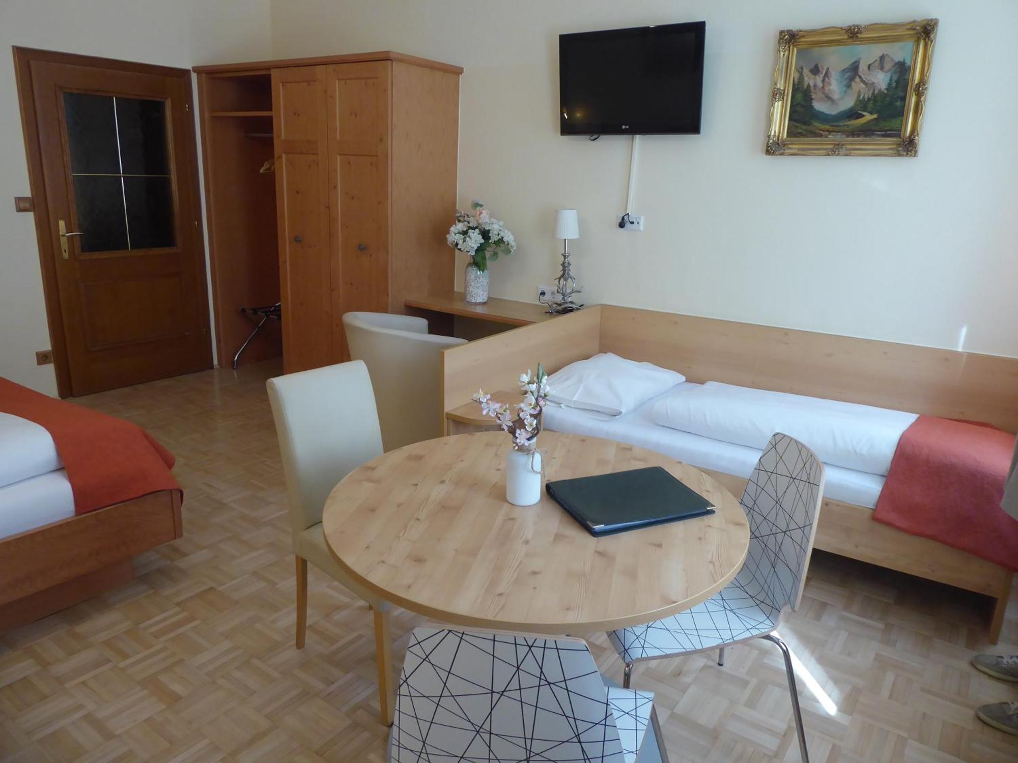 Quadruple Room,72343340:JPEG