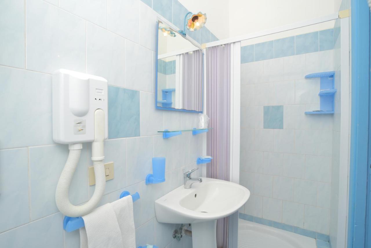 Single Room,1206788143:JPEG