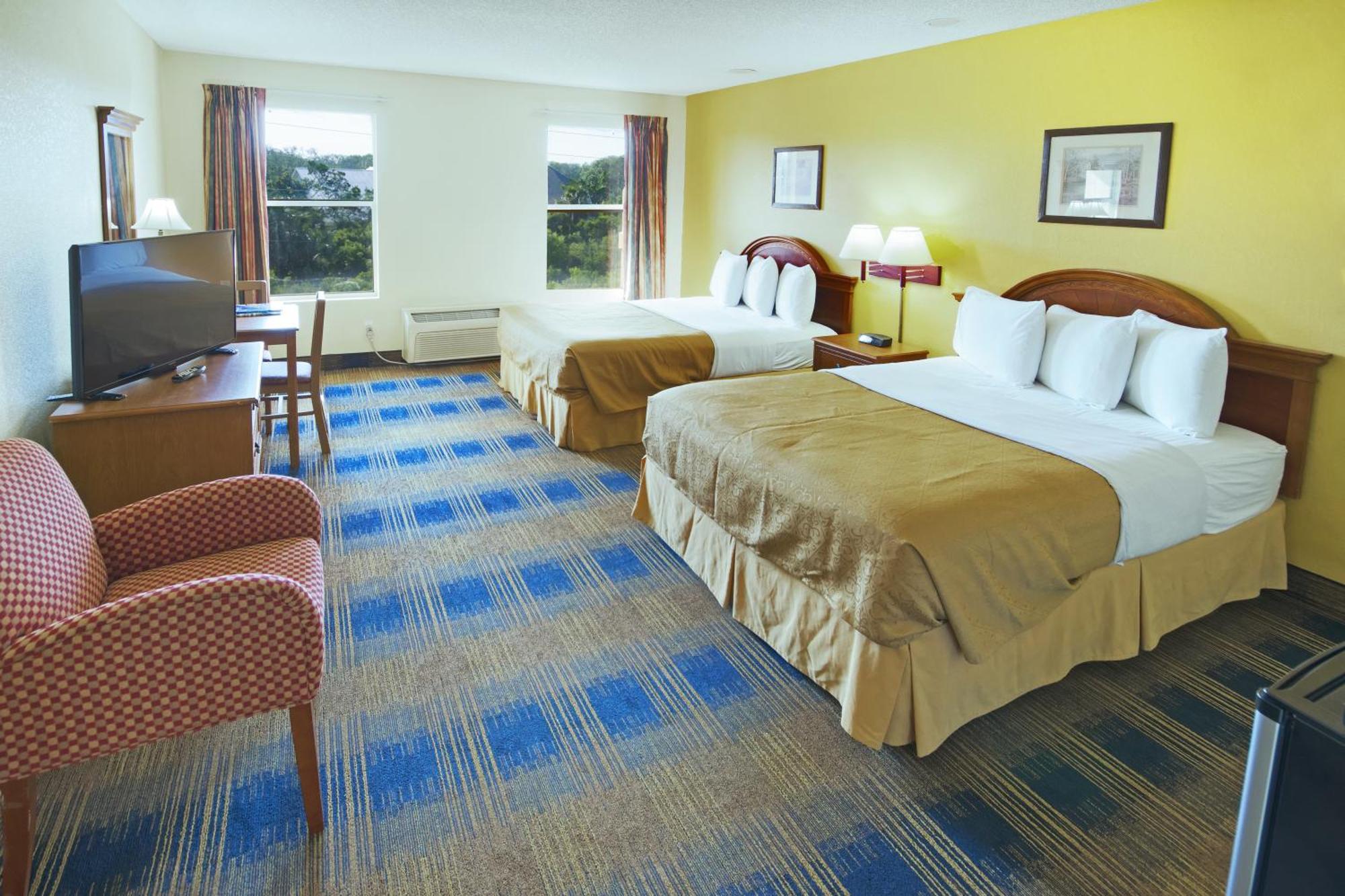 Queen Room with Two Queen Beds - Non-Smoking,1227162455:JPEG
