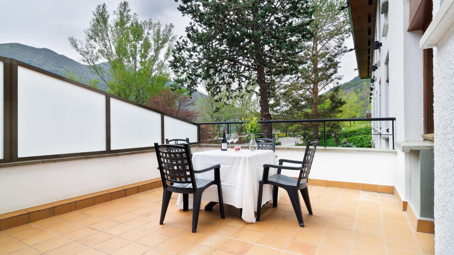 Double or Twin Room with Terrace,1458840874:JPEG
