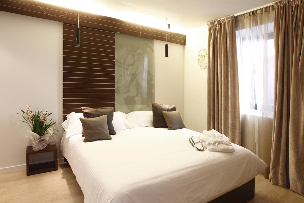 Double or Twin Room,135056088:JPEG