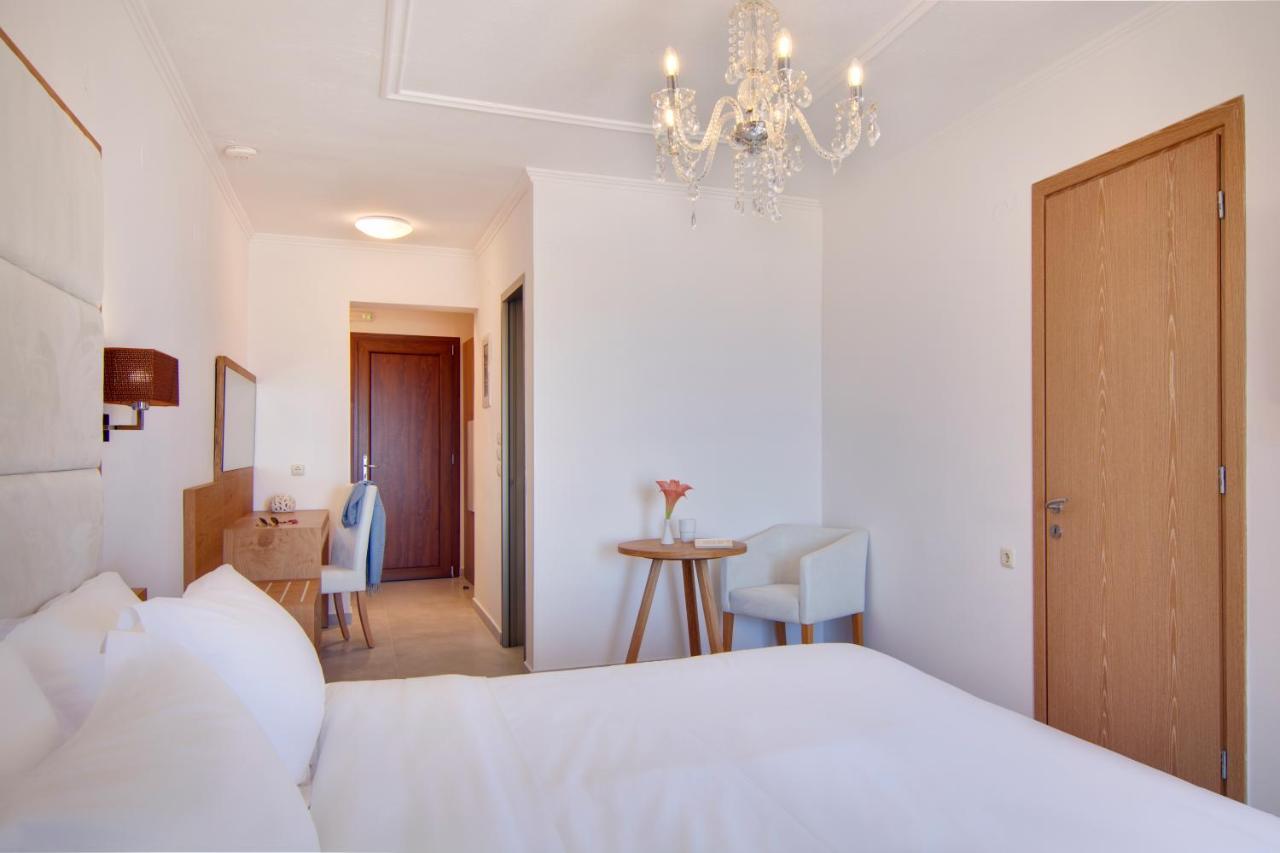 Superior Doppelzimmer mit Balkon und Meerblick