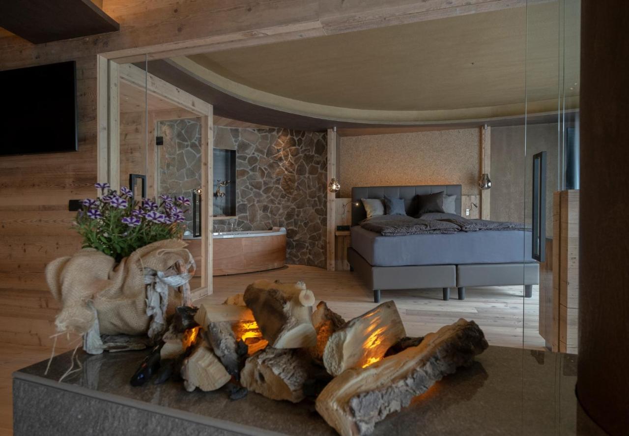Suite Queen Deluxe con Sauna