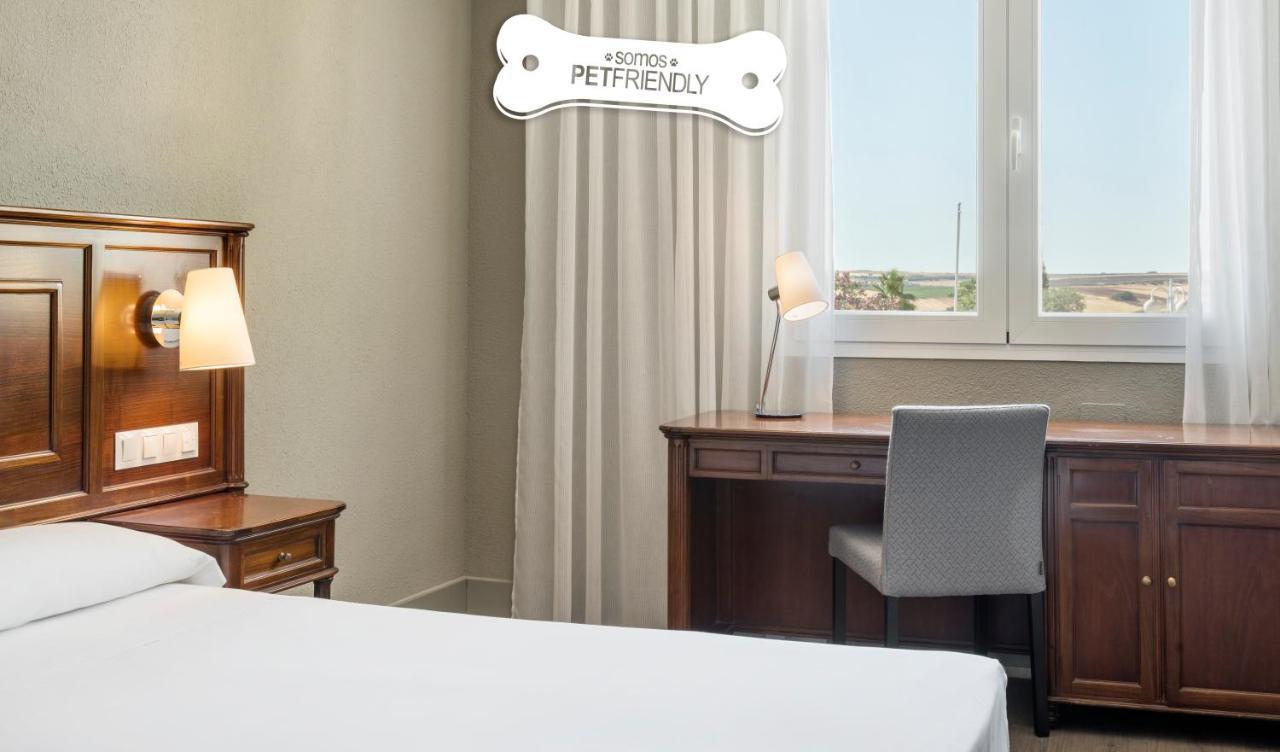 Double Room Pet Friendly,1252102339:JPEG