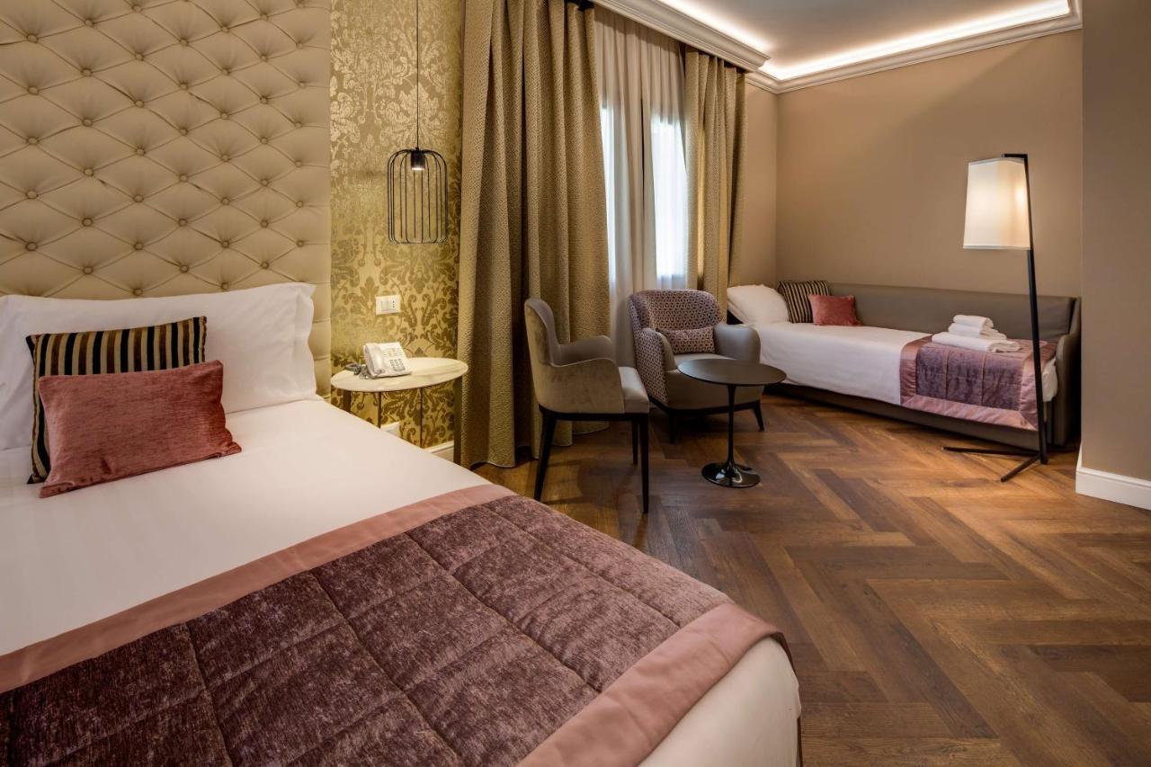 Quarto Deluxe com Sofá-cama