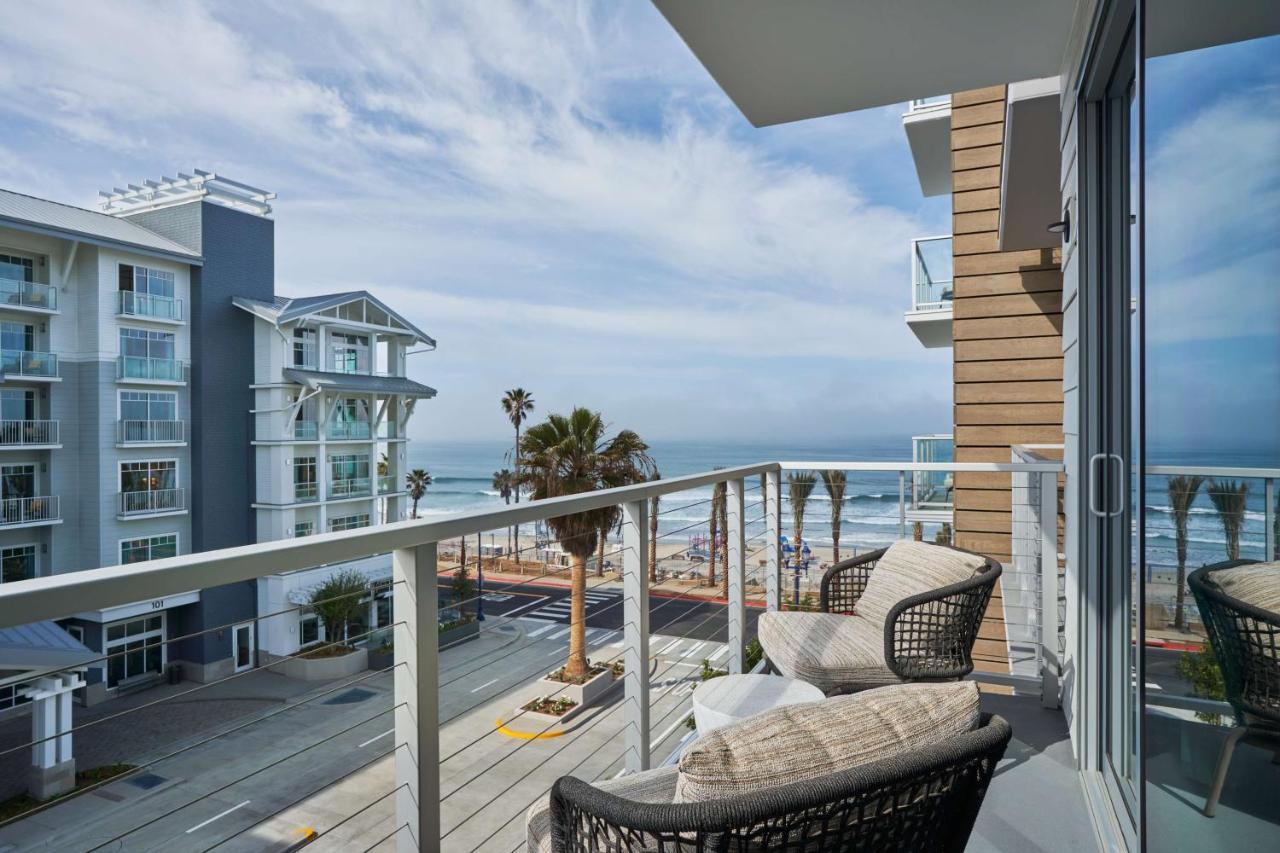 One King Bed with Ocean View