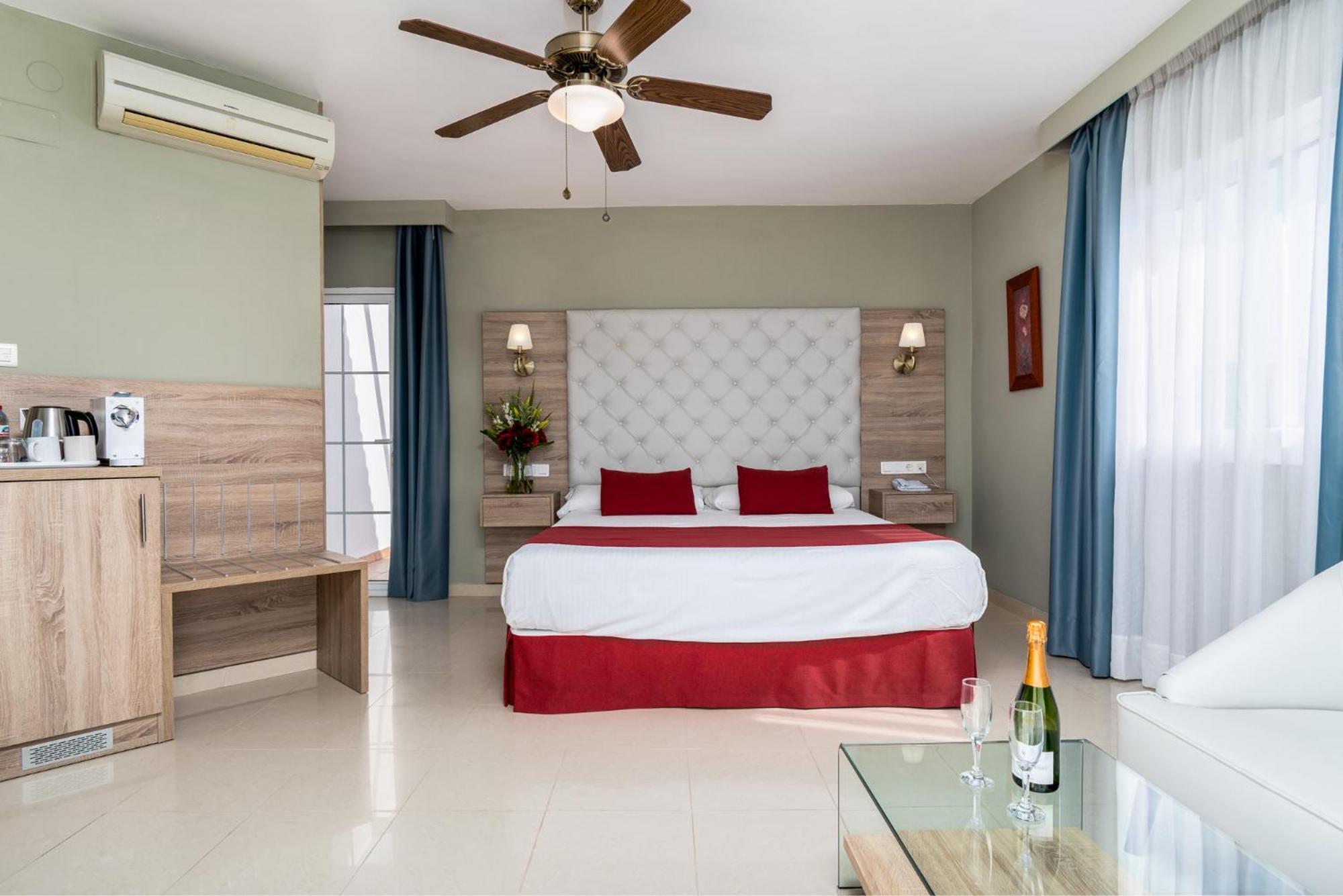 Superior Double Room,1272727780:JPEG