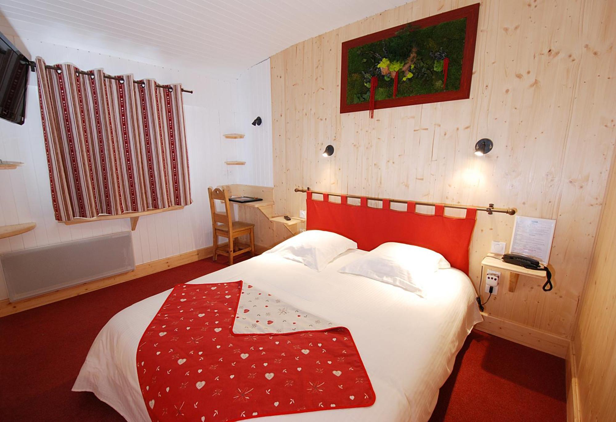 Chambre Double ou Lits Jumeaux