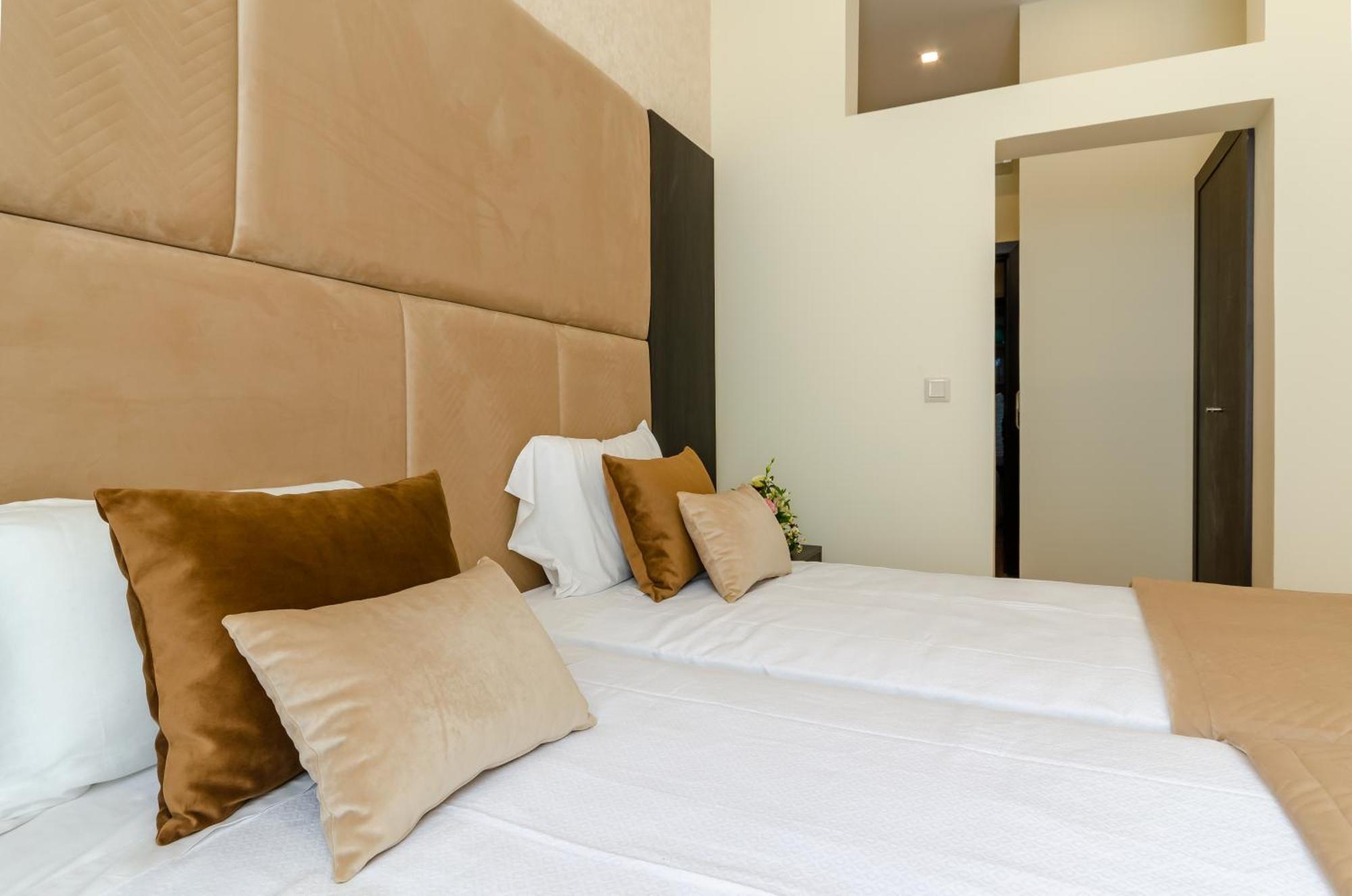 Quarto Superior com 2 Camas de Solteiro
